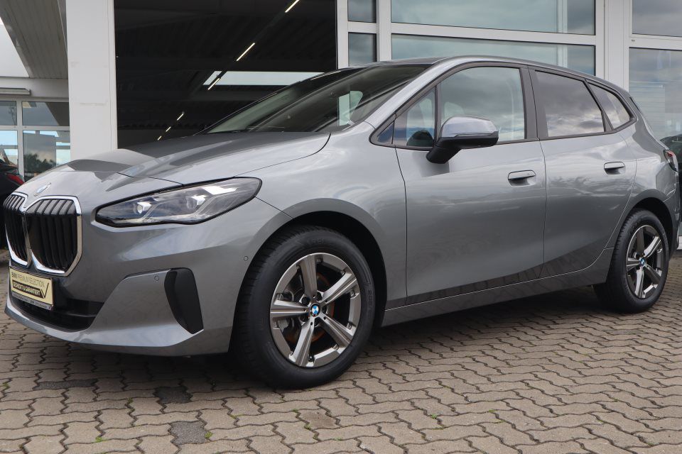 BMW 218