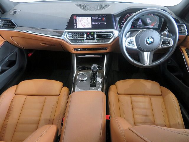 G20 320d xDrive RHD Saloon