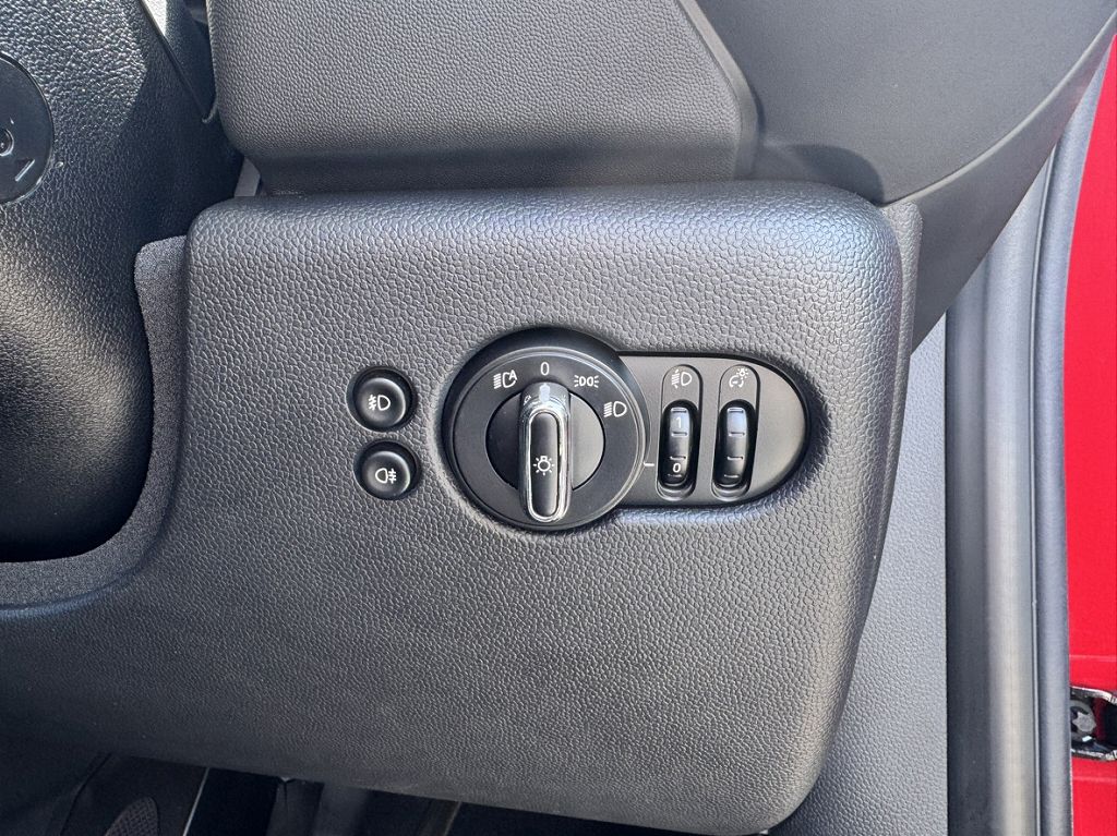 F56 COOPER D (AT)