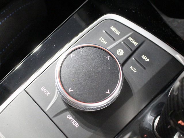 F4* **35i xDrive **** ***** B48 2.0i