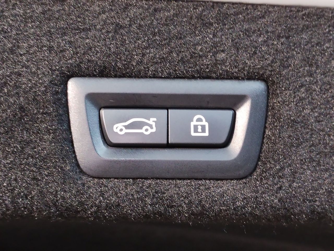 G11 740d xDrive Saloon RHD