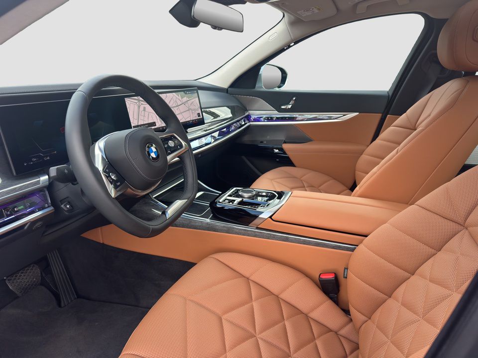 BMW 740