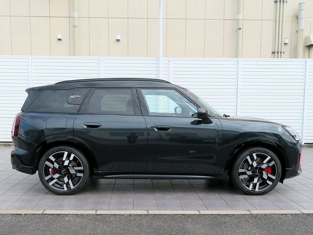 U25 MINI John Cooper Works Countryman ALL4