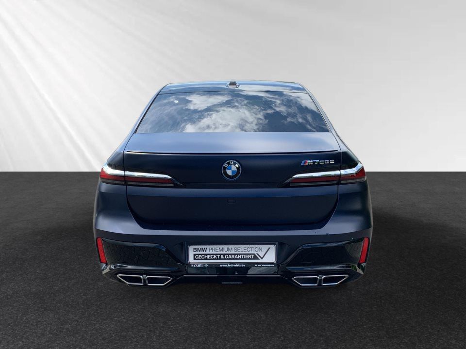 BMW 760