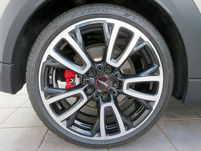 MINI JCW 3 Dr