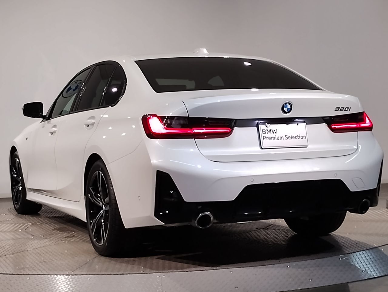 G20 320i Saloon LCI RHD MX