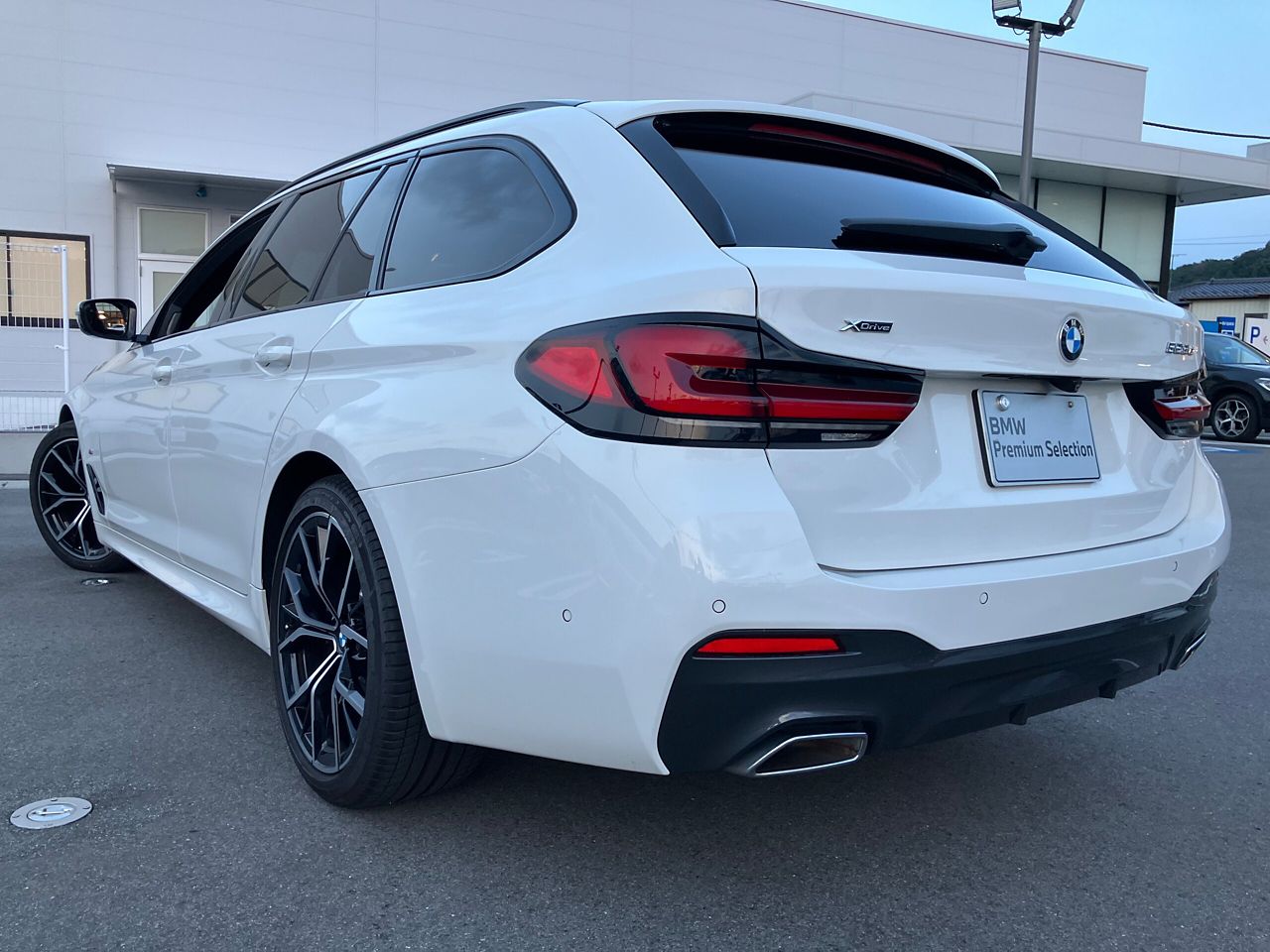 520d xDrive Touring RHD