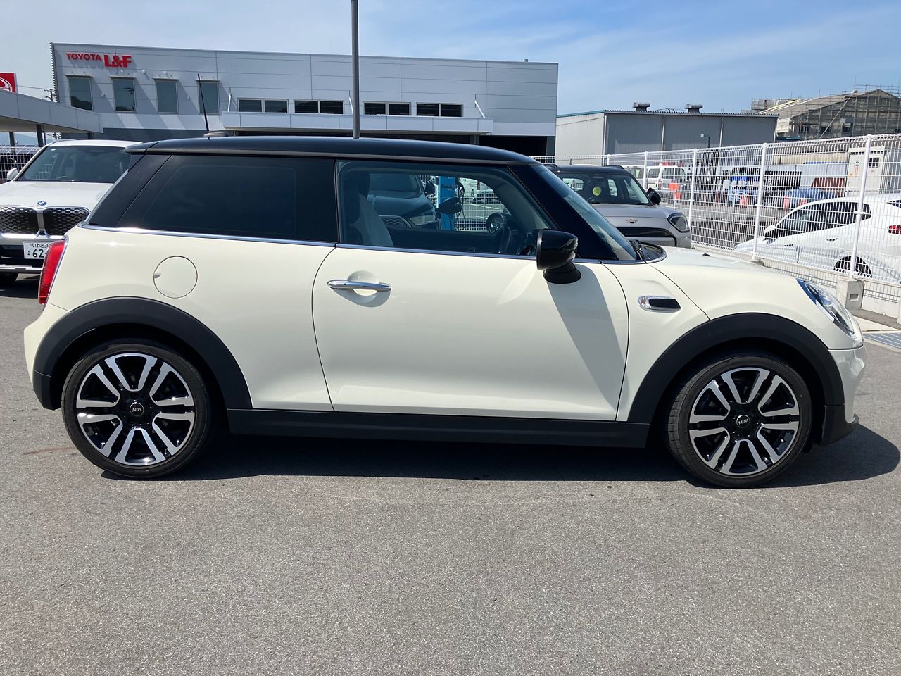 F56 MINI Cooper 3-Door Hatch LCI