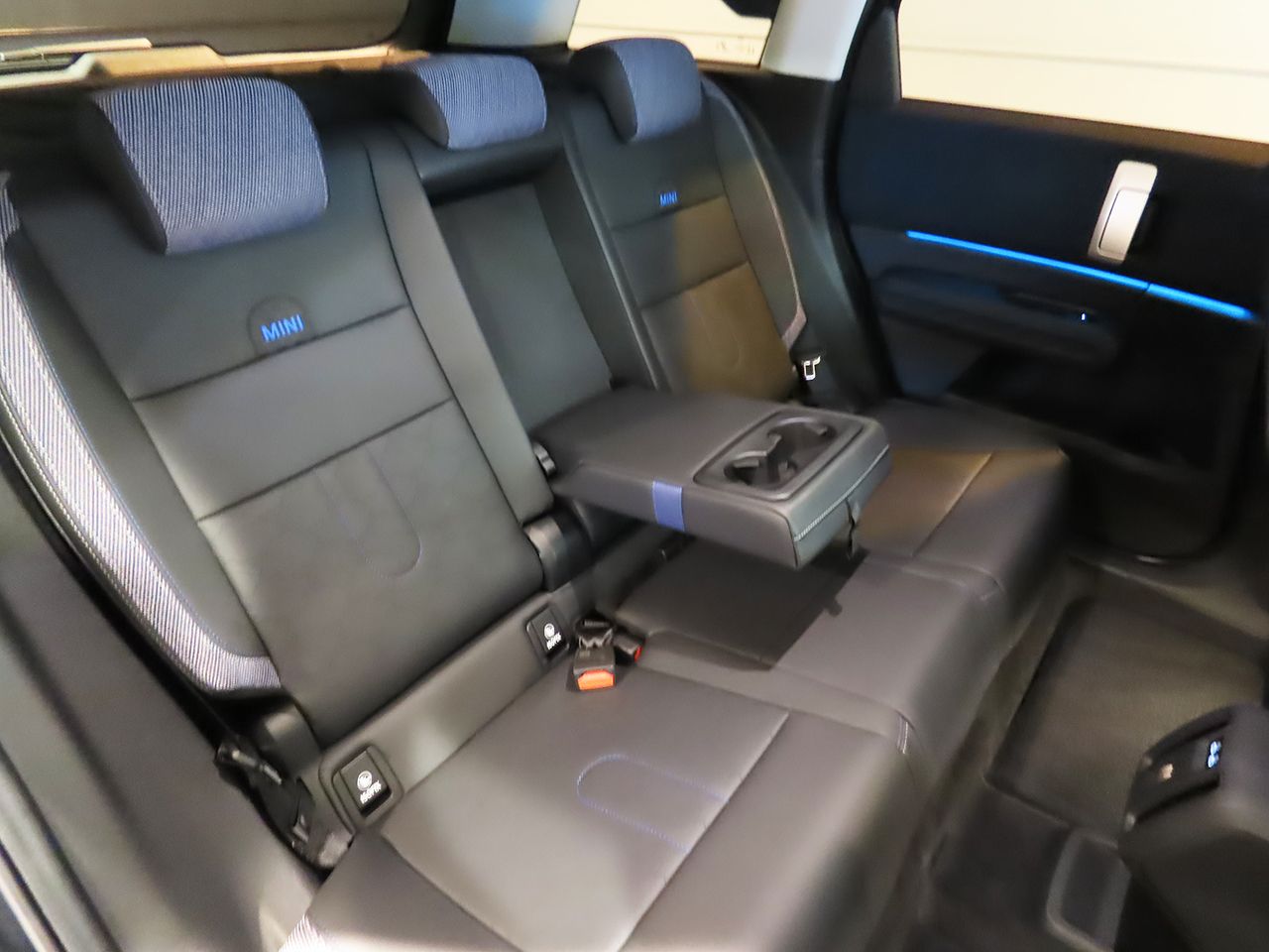 U25 MINI Countryman SE ALL4