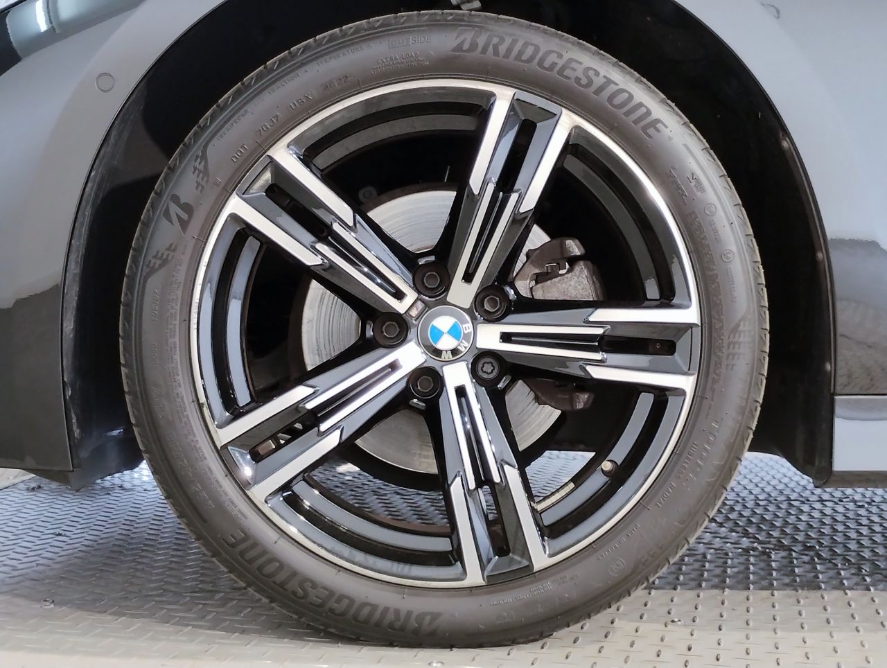 320d xDrive Berline RHD