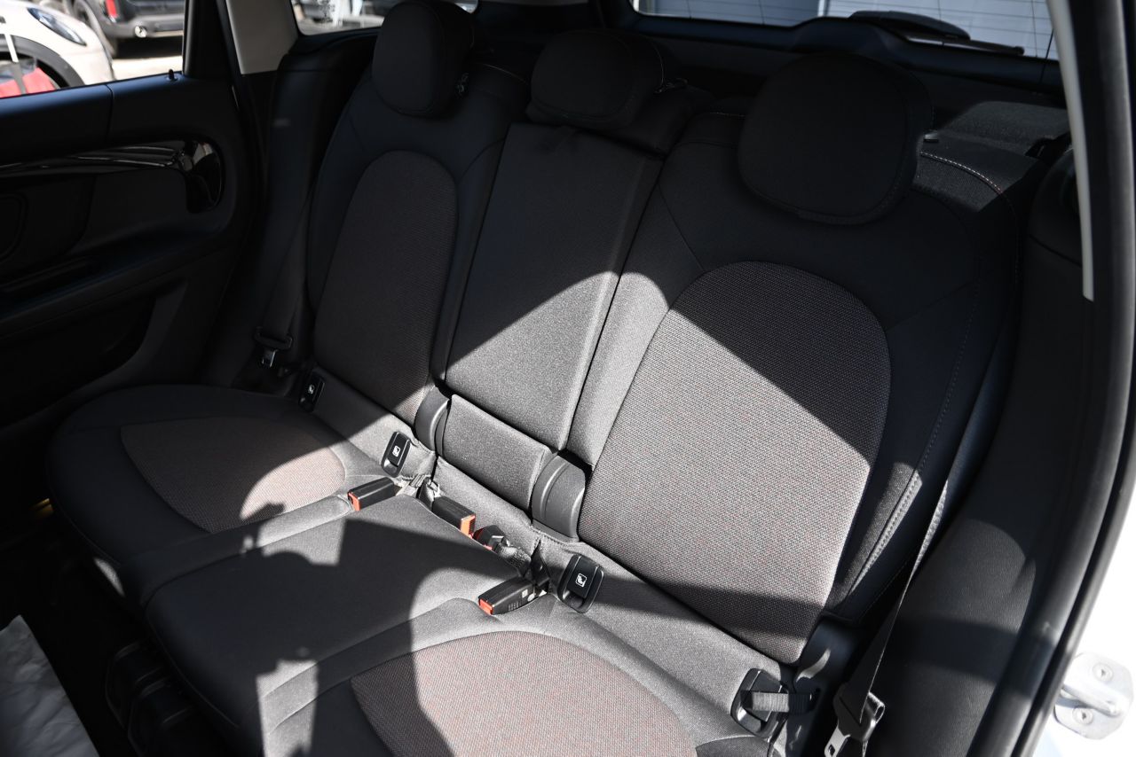 MINI CROSSOVER COOPER D