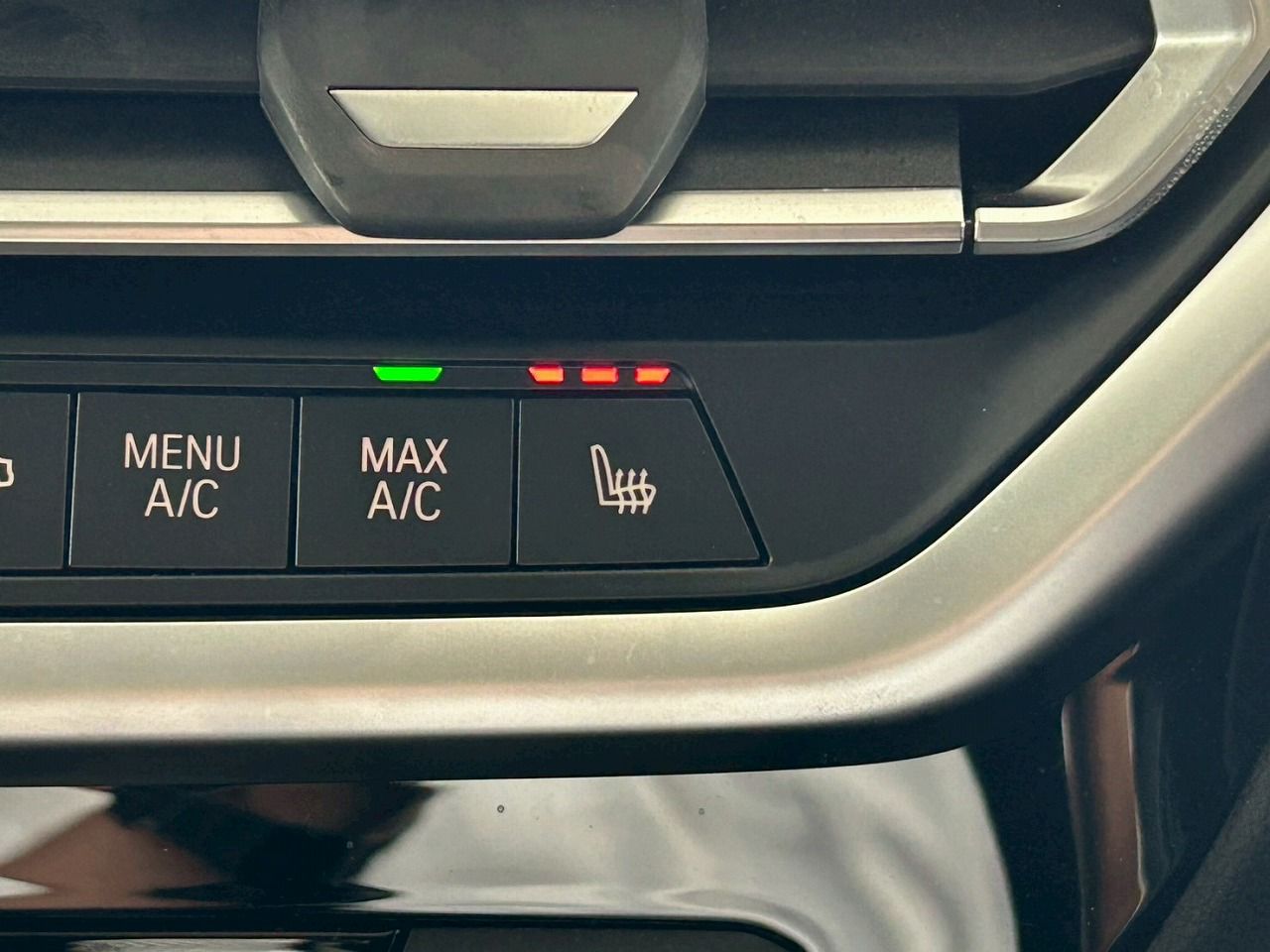 G01 X3 M40d RHD LCI ZA