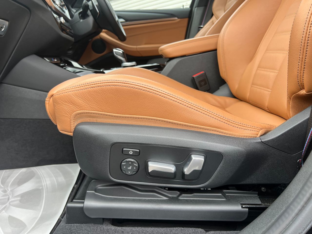 G01 X3 M40d RHD LCI ZA