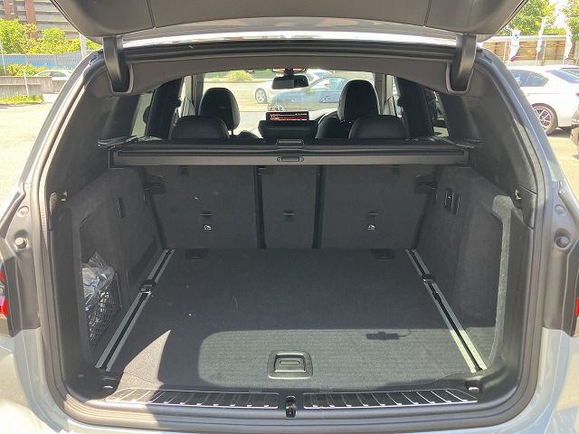 G01 X3 M40i RHD LCI ZA