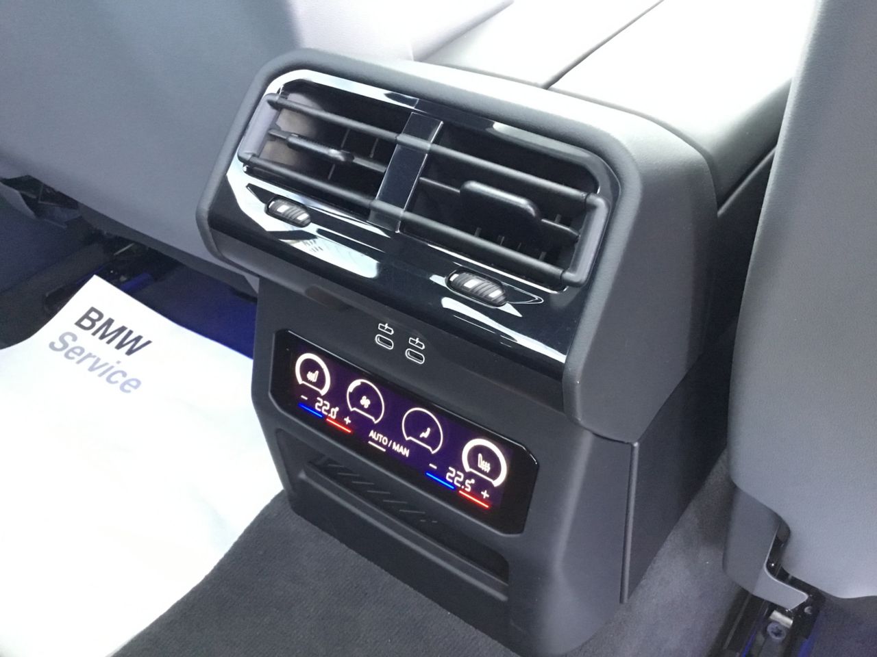 BMW i5 eDrive40 Sedan RHD