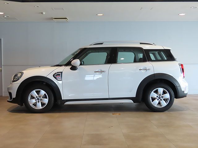 MINI CROSSOVER ONE