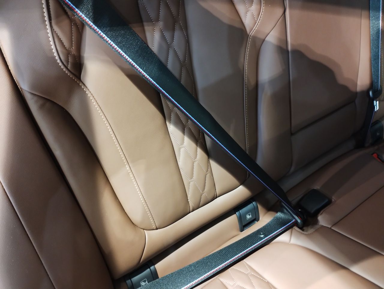 X5 M60i xDrive RHD