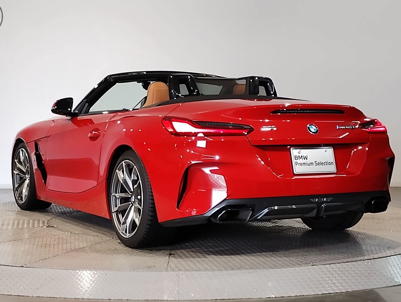 G29 Z4 M40i RHD