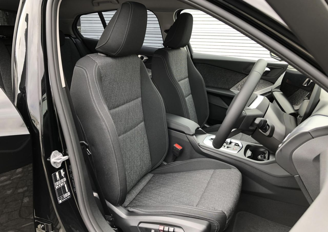 120 Sport Sports Hatch