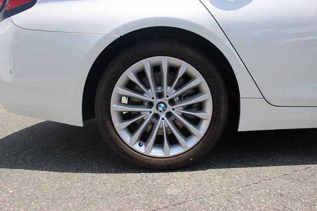 520i Sedan RHD