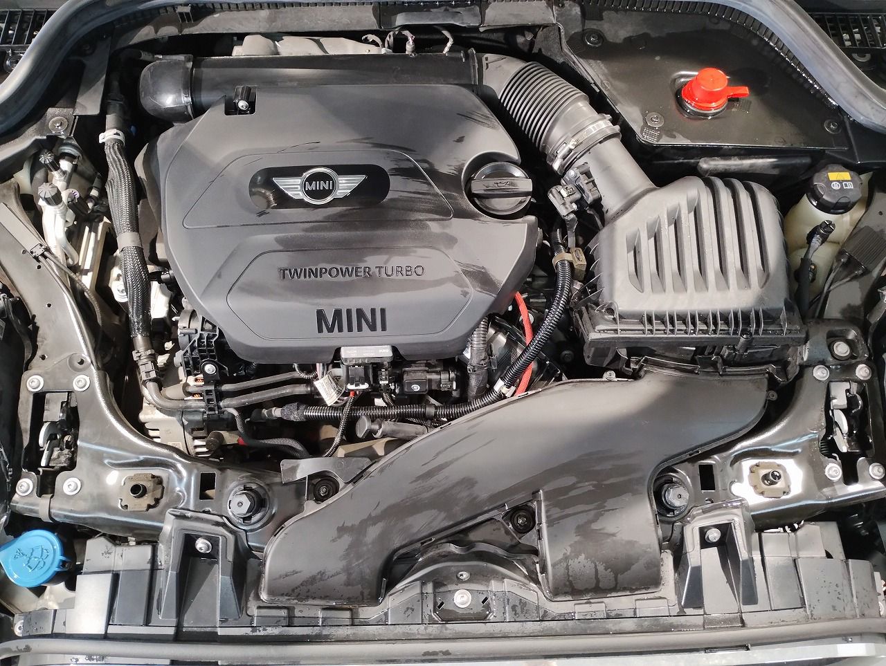 F56 COOPER S D(AT)