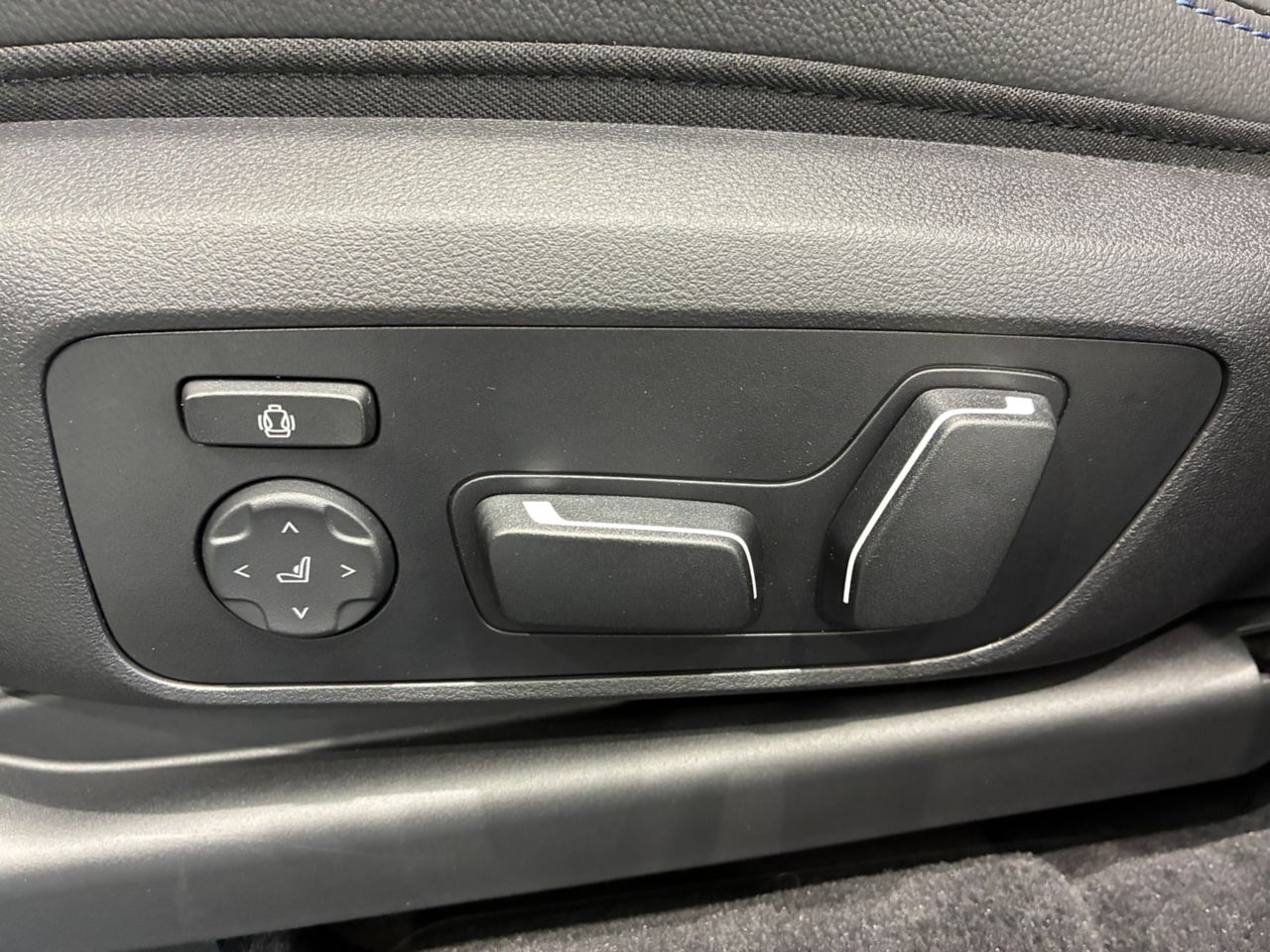 G01 X3 M40i RHD LCI ZA