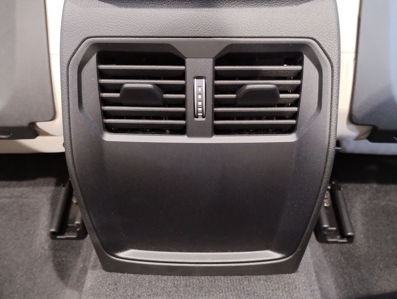 G** 4**i C********** B** 2**i RHD