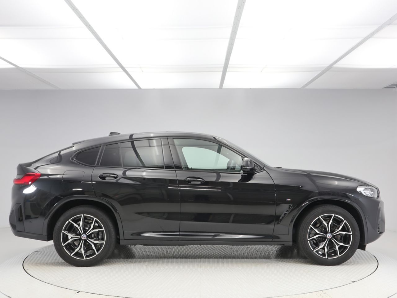 X4 xDrive20d RHD
