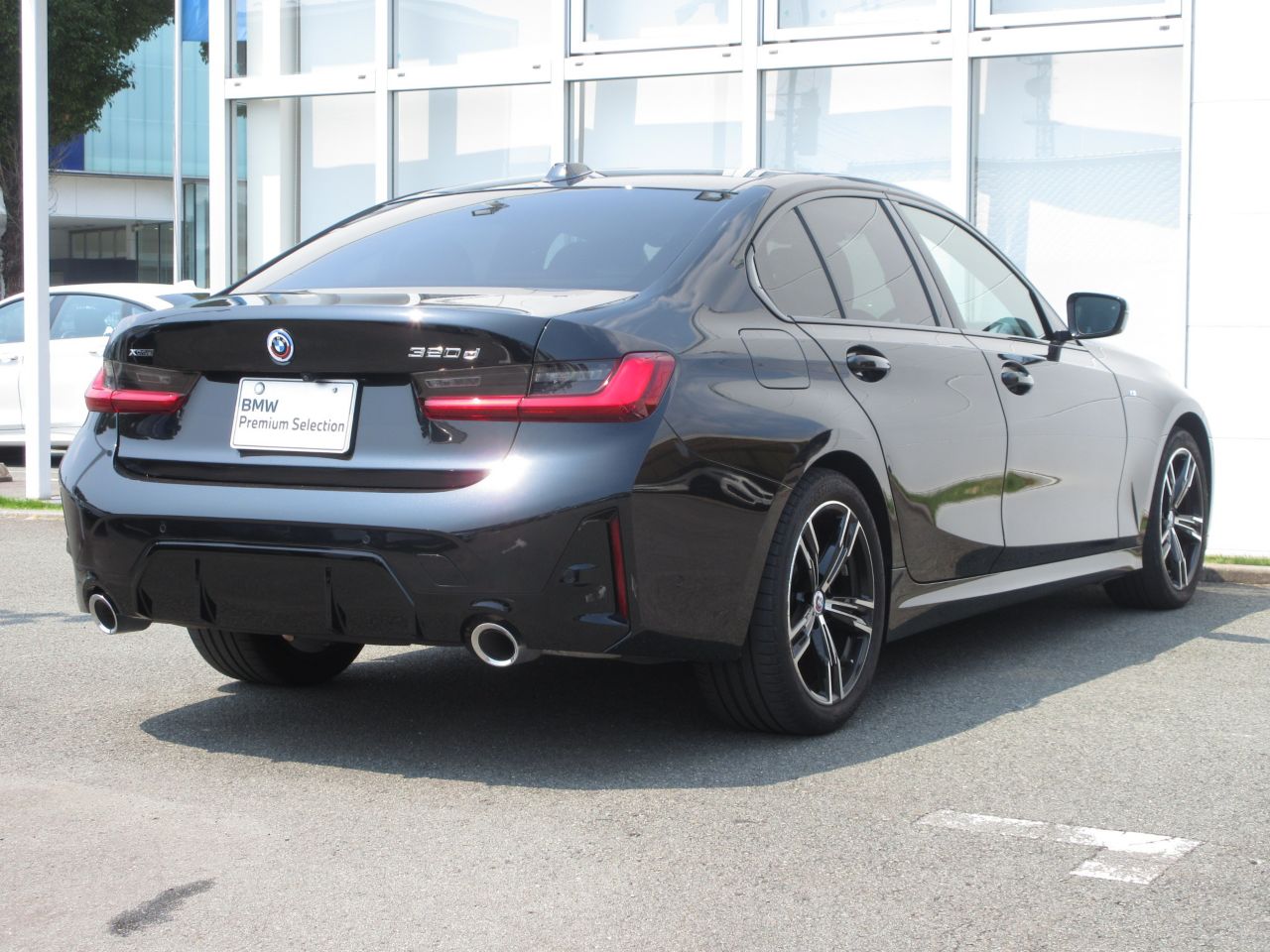 320d xDrive Berline RHD