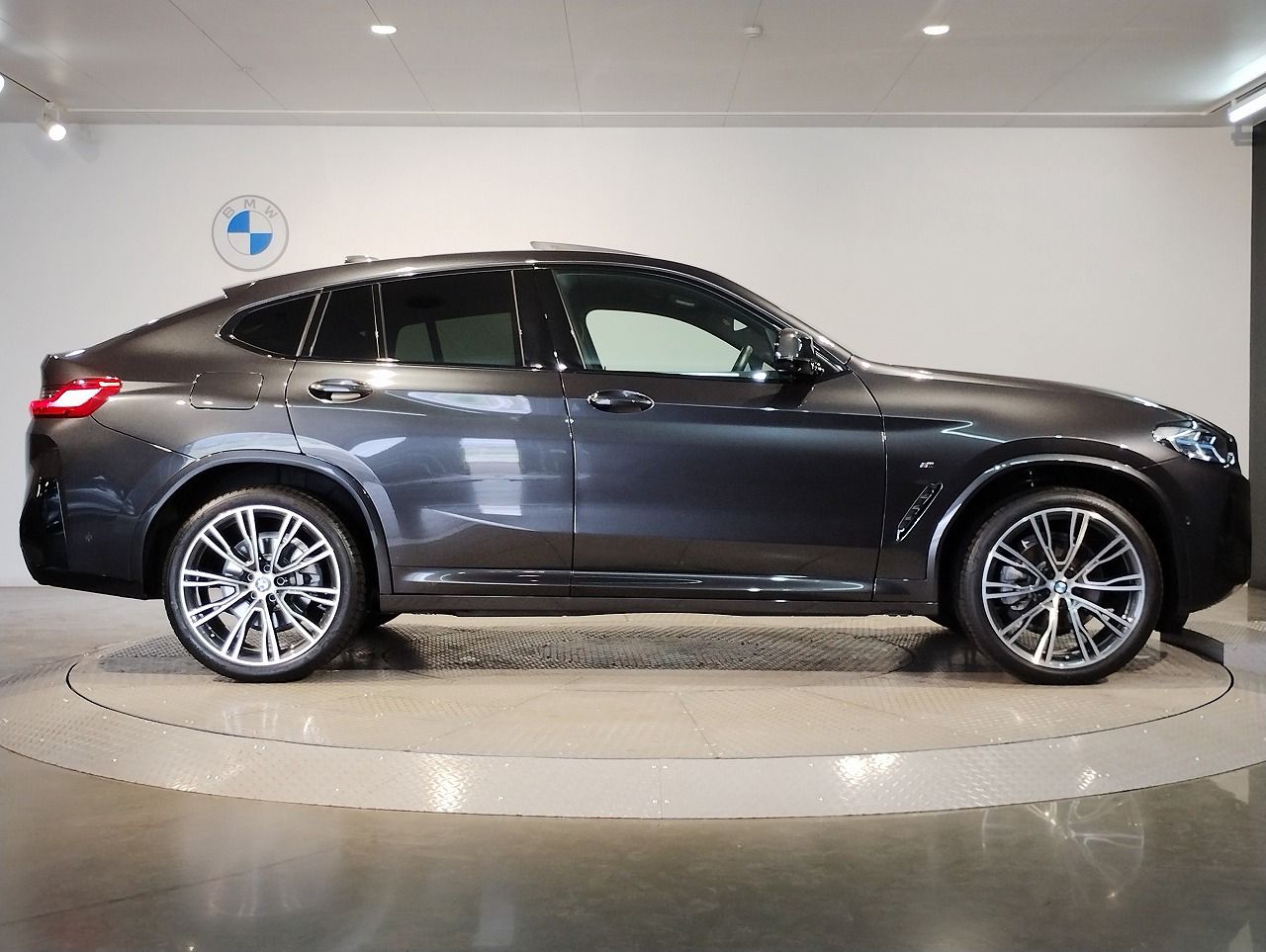 X4 xDrive20d RHD