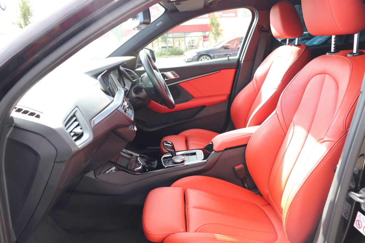 F40 118d Sports Hatch 5-door B47 2.0d