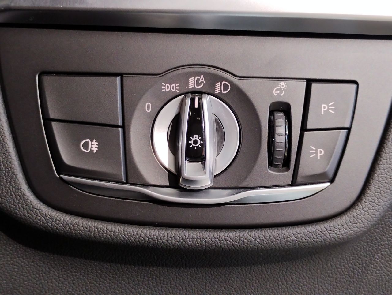 G01 X3 xDrive20d RHD ZA LCI