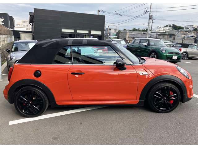 F57 MINI John Cooper Works Convertible LCI