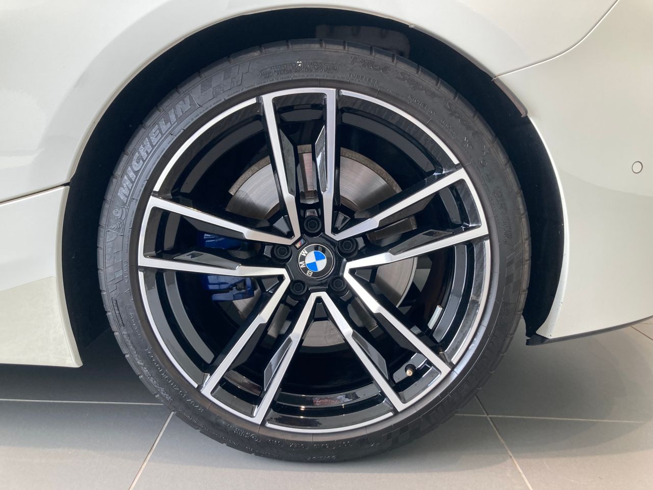 G29 Z4 M40i RHD