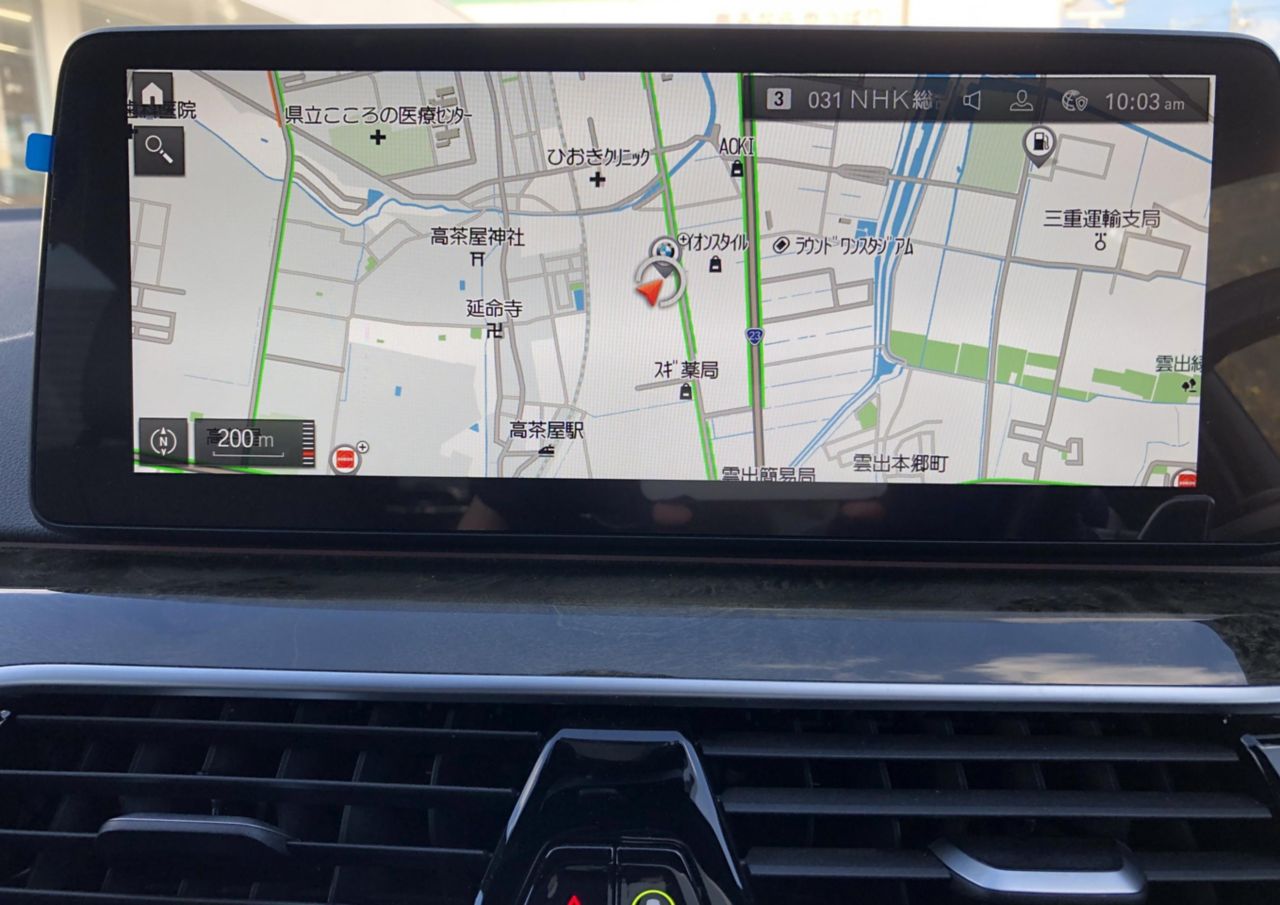 520d xDrive Sedan RHD