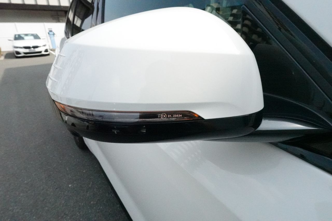 U11 iX1 xDrive30