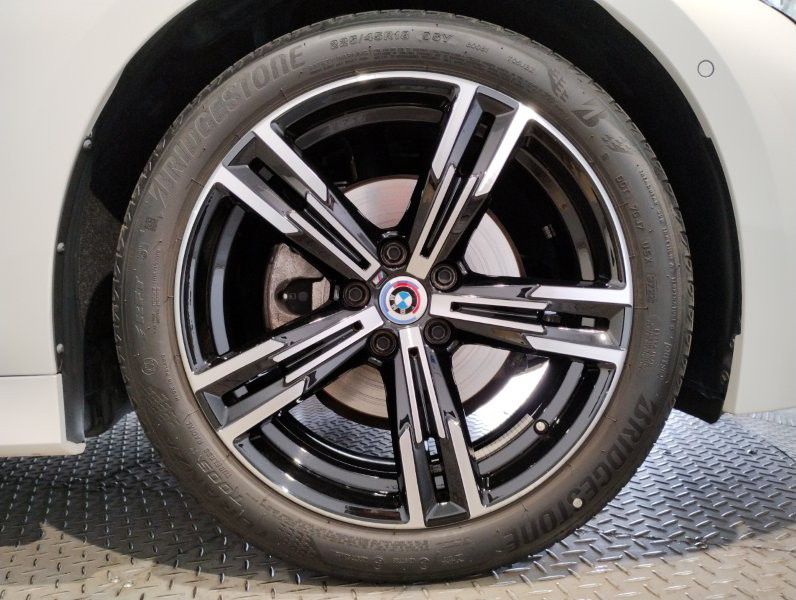 320d xDrive Berline RHD