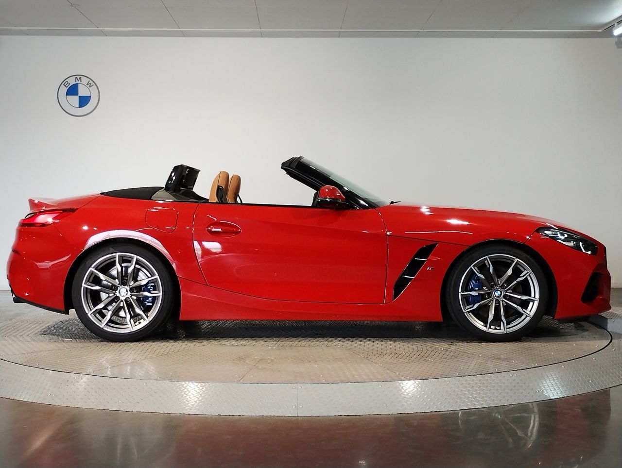 G29 Z4 M40i RHD