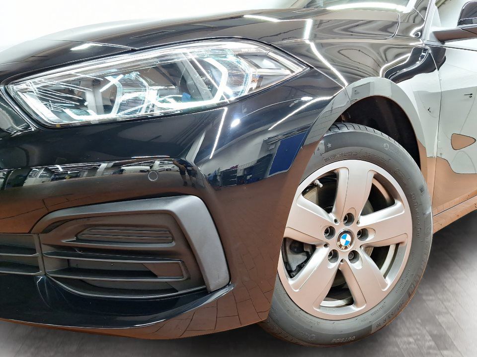 BMW 118