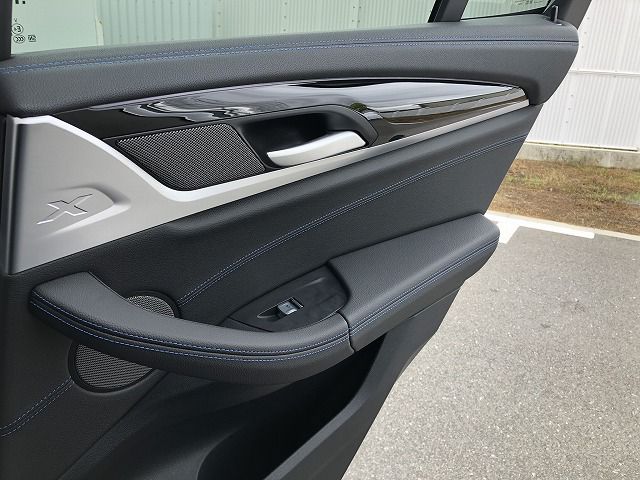 G08 iX3 BEV RHD