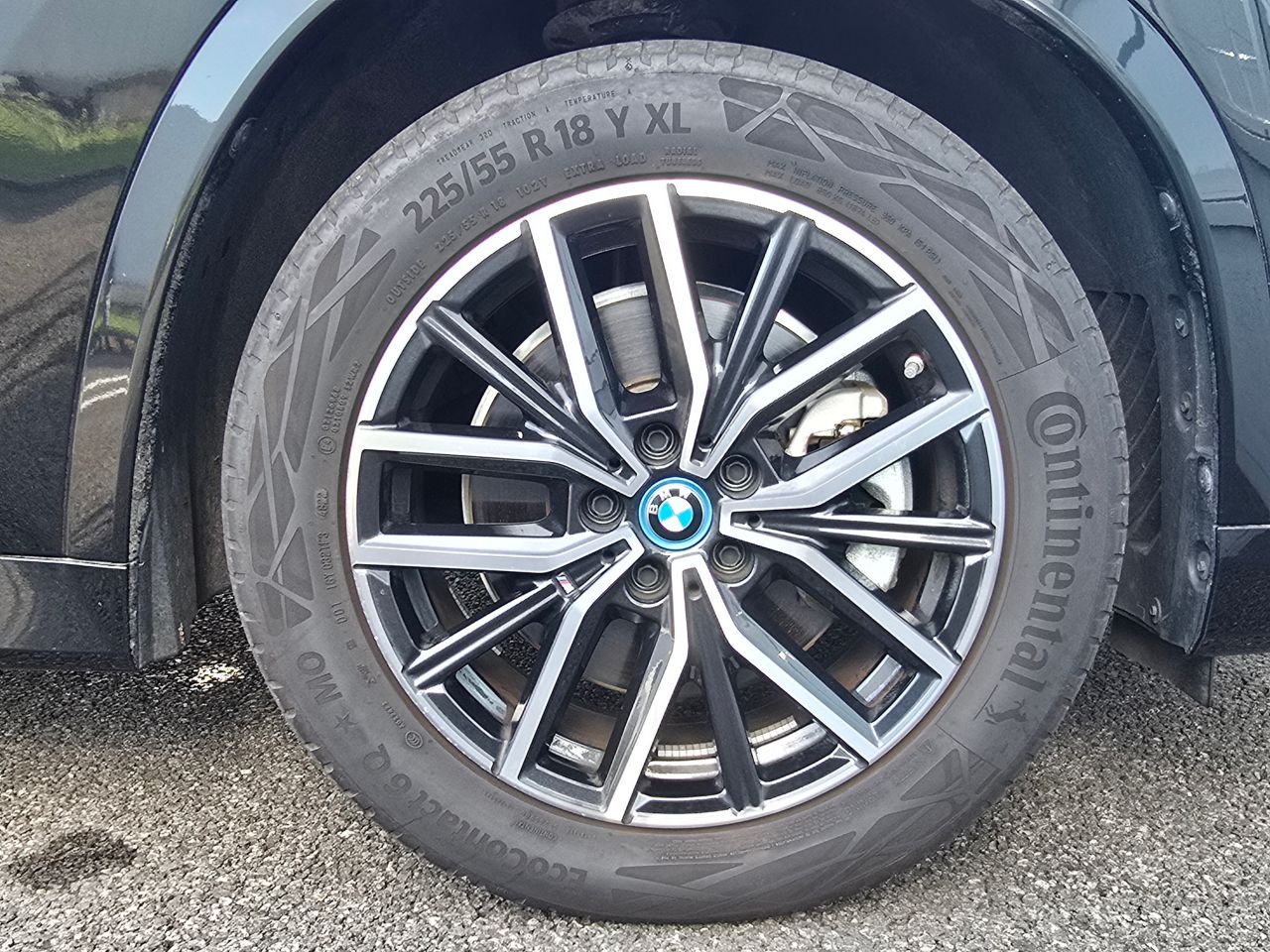 U11 iX1 xDrive30