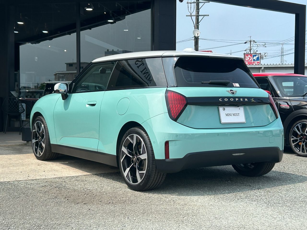 J01 MINI Cooper SE