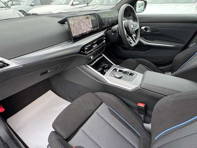 G20 320i Saloon LCI RHD MX