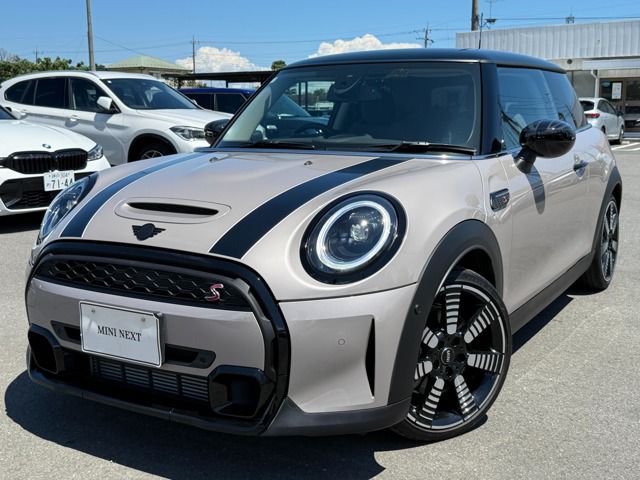 THE NEW MINI COOPER S 3 DOOR.