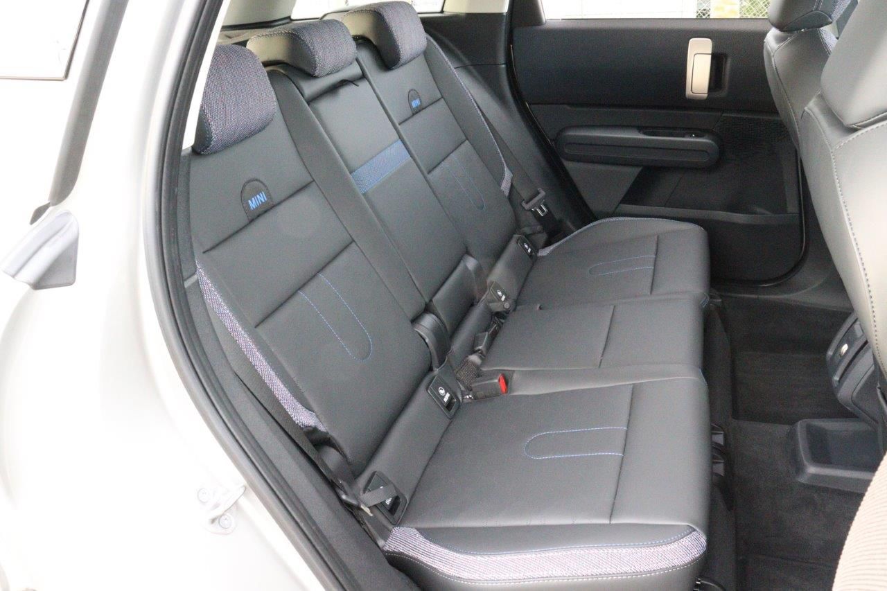 U25 MINI Countryman C