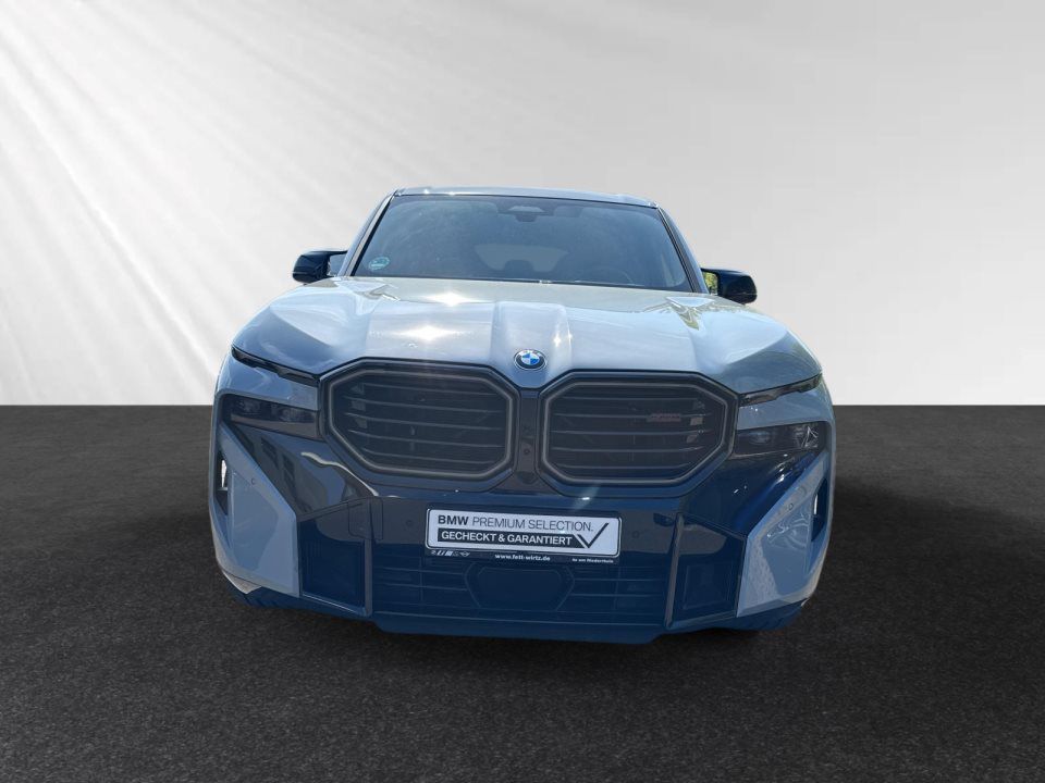 BMW XM