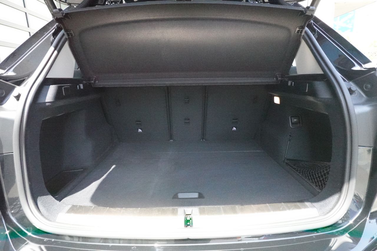 X1 sDrive18i RHD