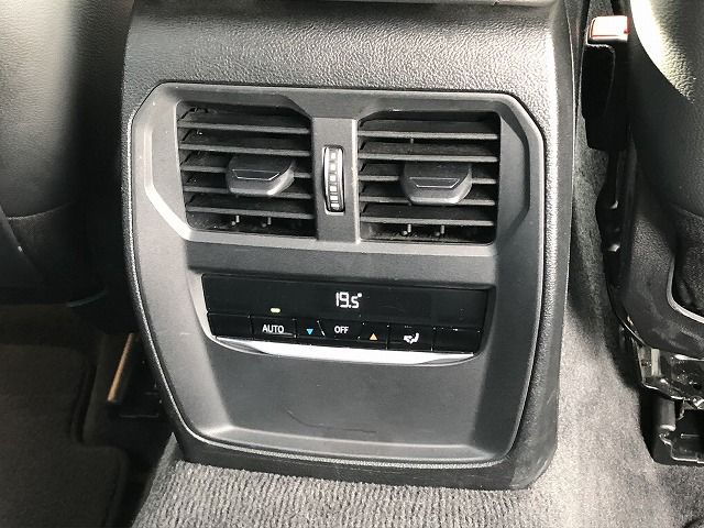 G21 320i RHD
