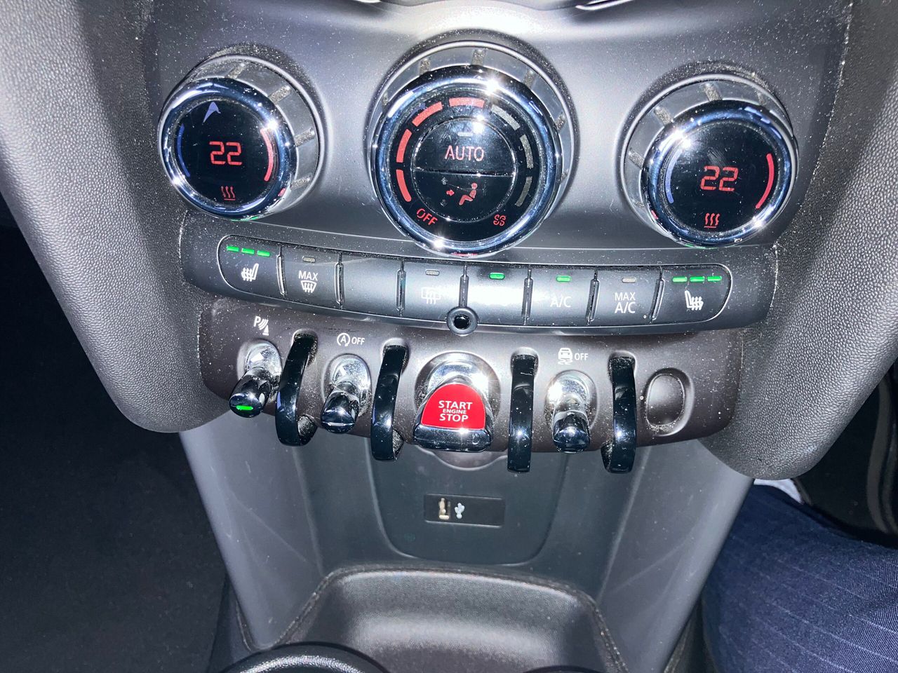 F55 MINI Cooper 5-Door Hatch LCI