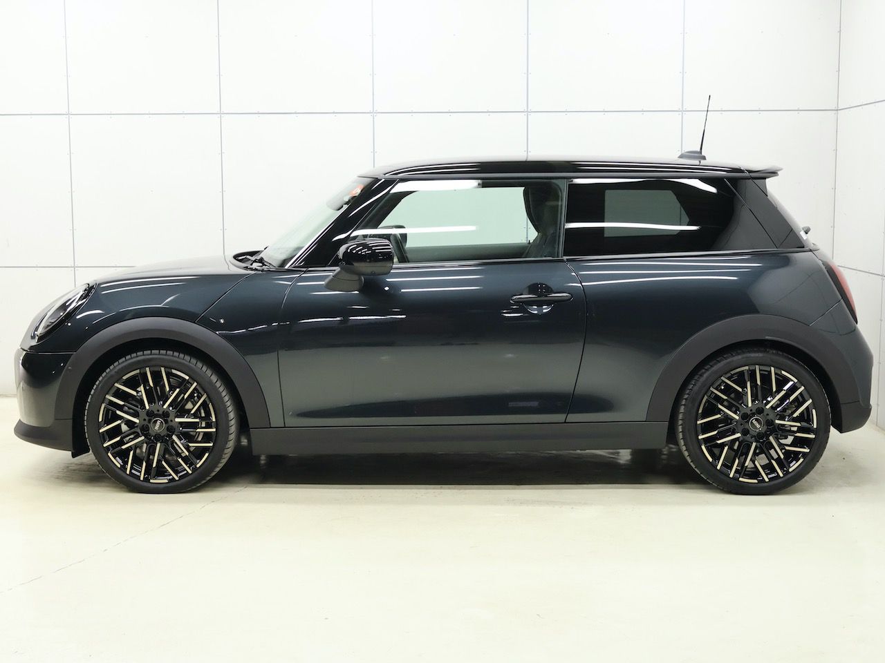 F66 MINI Cooper S 3Dr